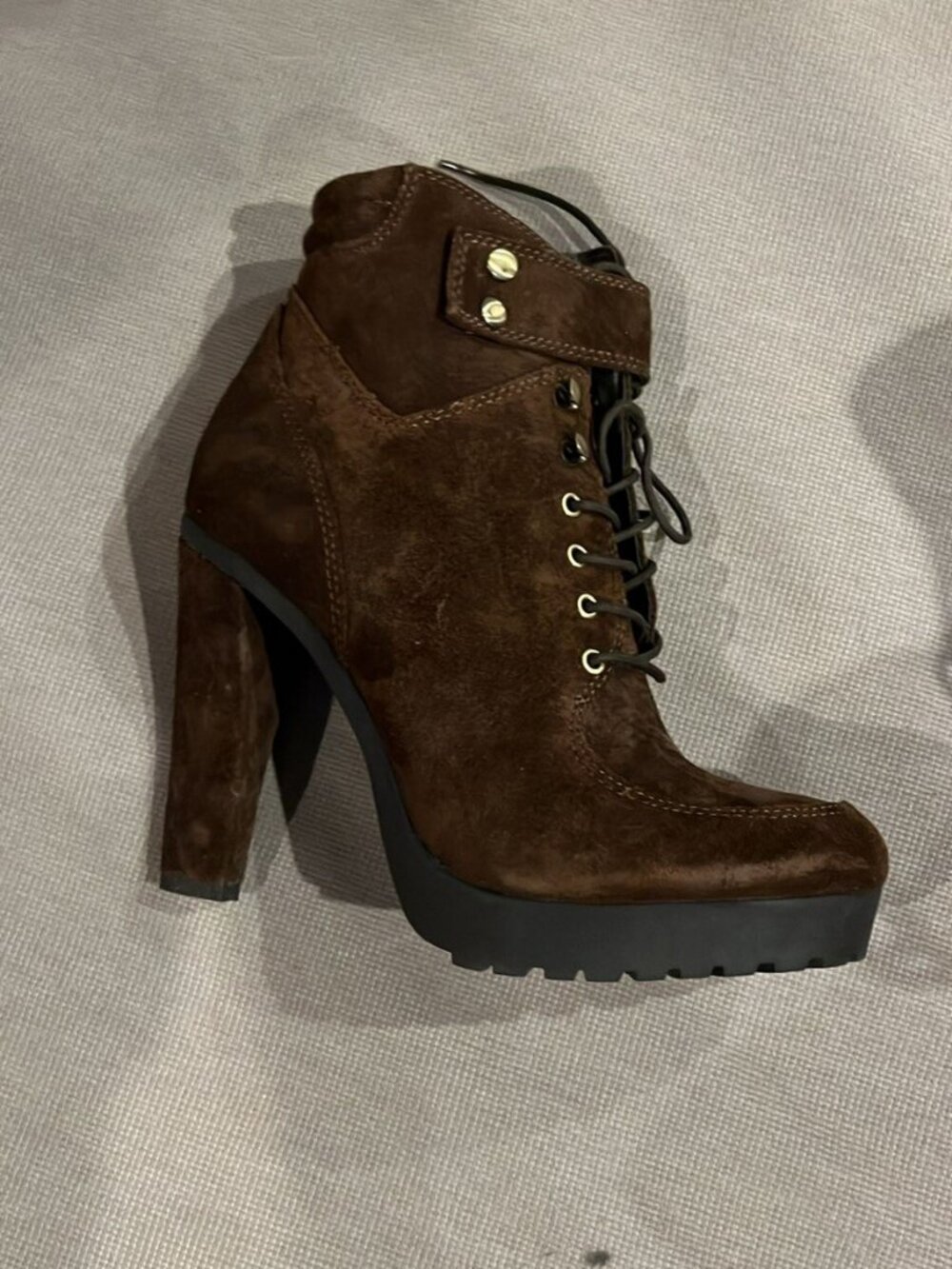 Rosegold Woman’s High Heeled Suede Boots SZ 37.5